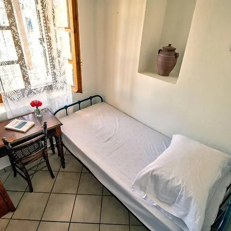 Dom wakacyjny Pk Residency In Falatados Mési